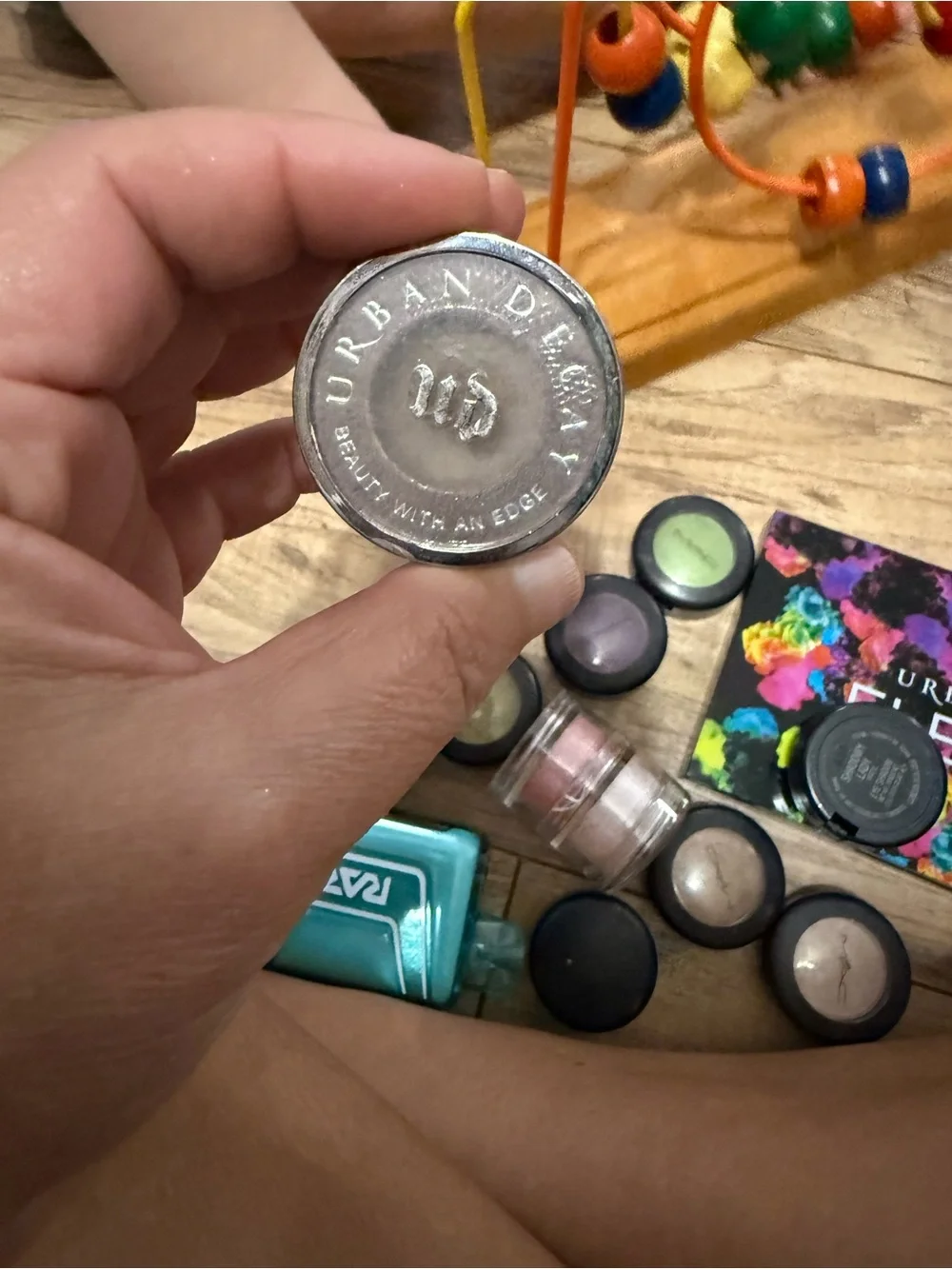 Women’s Y2K Mac Lipsticks & Eyeshadows Lot - and Urban Decay eyeshadow pallet